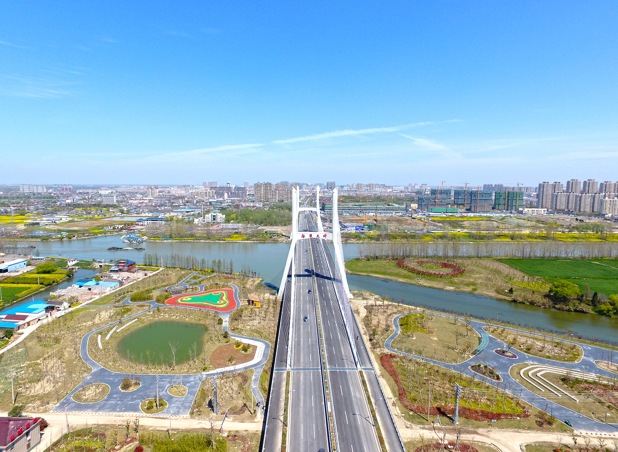 東臺交通最新動態(tài)，溫馨旅程，情深一路